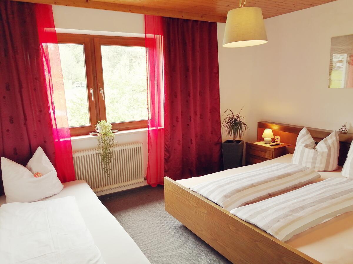 Gaestehaus Koessler Tulfes Luaran gambar